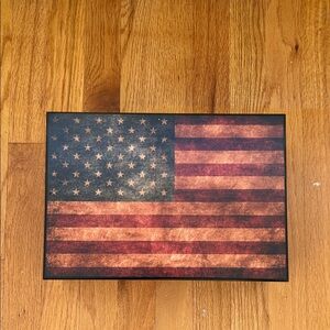 Old Glory Humidor Supreme With Weathered American Flag